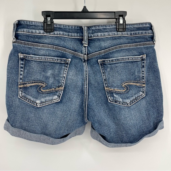 Silver Jeans Boyfriend Jean Shorts Curvy Chic Effortless Americana Backyard BBQ - Picture 10 of 11